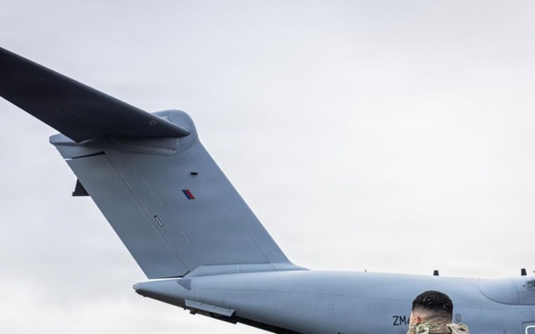 USAF C-17 Globemaster III Delivers Expeditionary Navy Equipment to Trondheim