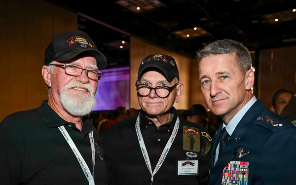 Indiana Rangers receive Presidential Unit Citation for heroism in Vietnam War