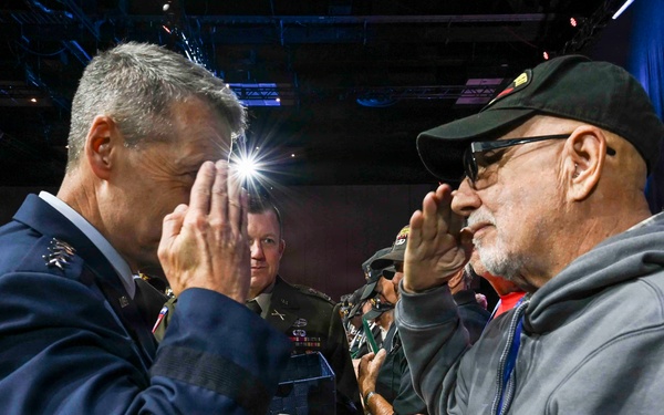 Indiana Rangers receive Presidential Unit Citation for heroism in Vietnam War