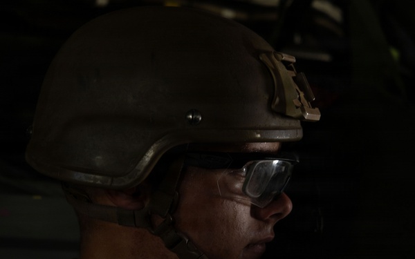 13th MEU | BLT 2/4 Executes a Vertical Assault Raid