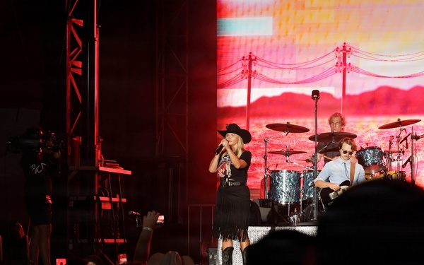 MWR Hosts Miranda Lambert onboard Naval Station Norfolk