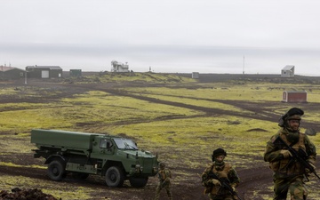 U.S. Marine Corps command and control node operates on Jan Mayen, Norway