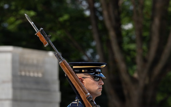 SSG Isaiah Jasso-Campagna Conducts His Last Walk at the Tomb of the Unknown Soldier