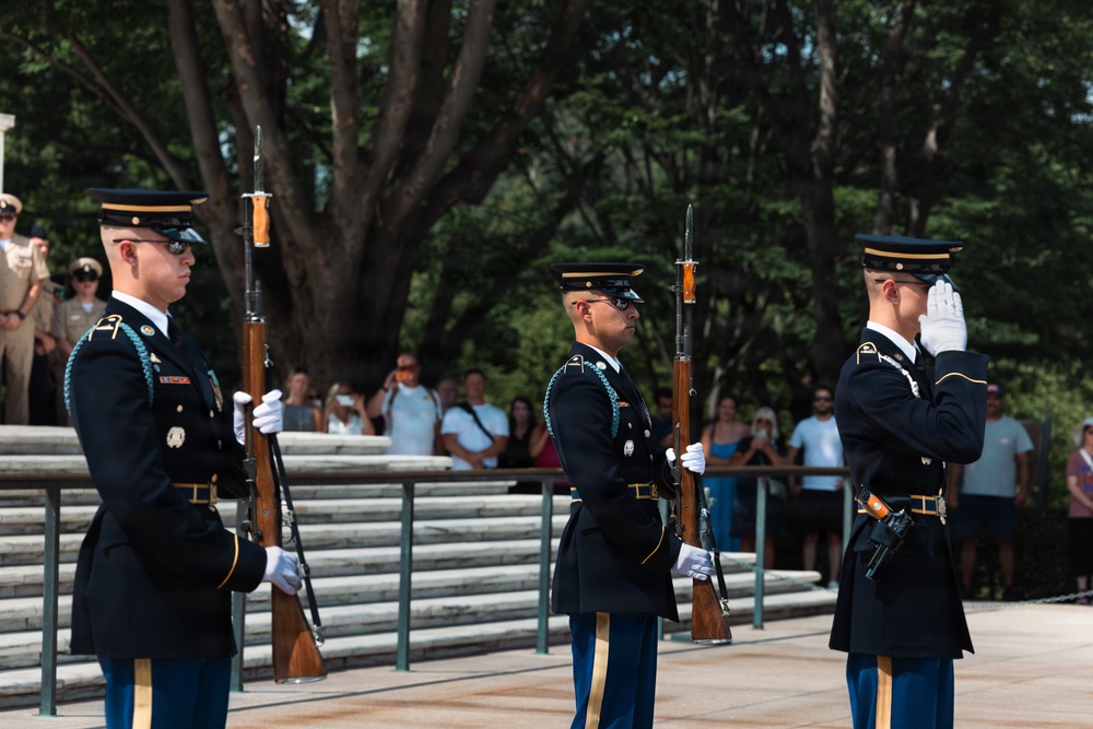 SSG Isaiah Jasso-Campagna Conducts His Last Walk at the Tomb of the Unknown Soldier