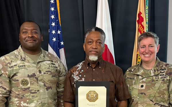 USAG Okinawa celebrates award winners