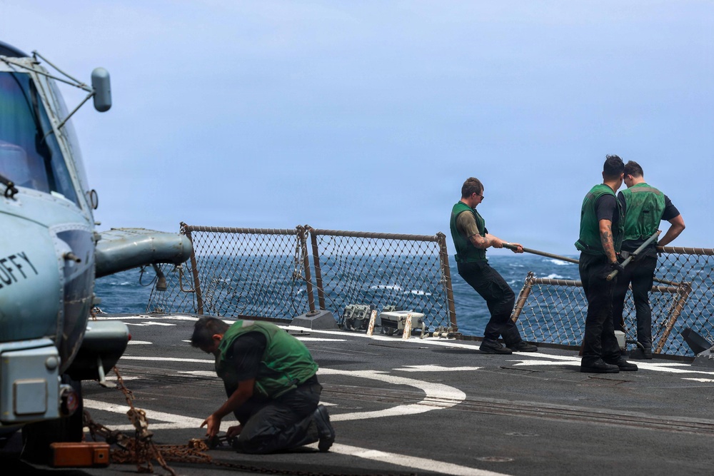 Post-Flight Operations Aboard USS Mason (DDG 87)