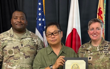 USAG Okinawa celebrates award winners