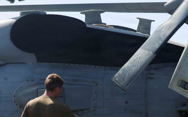 Post-Flight Operations Aboard USS Mason (DDG 87)