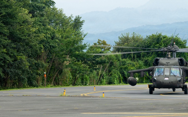 USFJ Commander Visits Camp Zama for Senior Leader Engagement