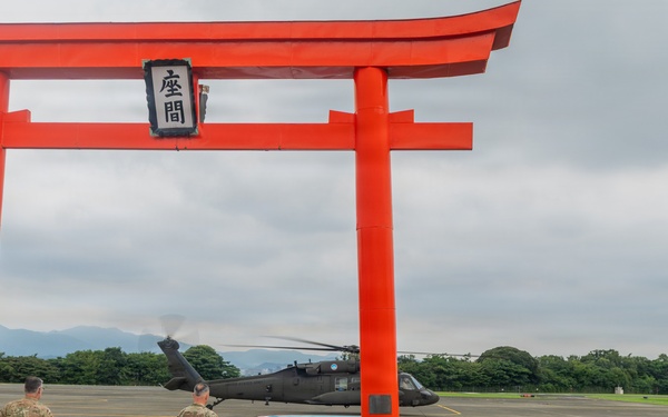 USFJ Commander Visits Camp Zama for Senior Leader Engagement