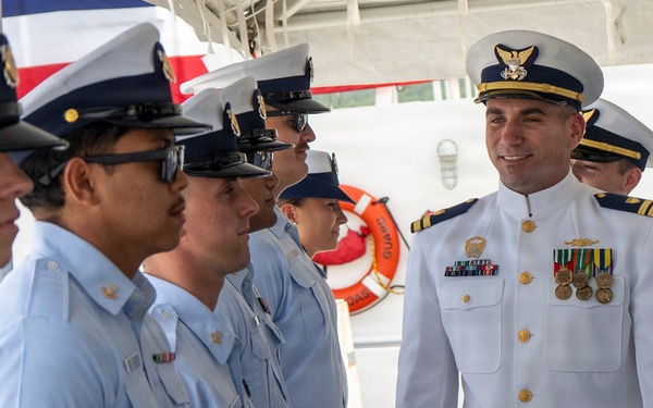 New commanding officer takes the helm of Fast Response Cutter Oliver Henry