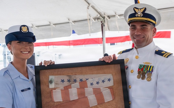 New commanding officer takes the helm of Fast Response Cutter Oliver Henry