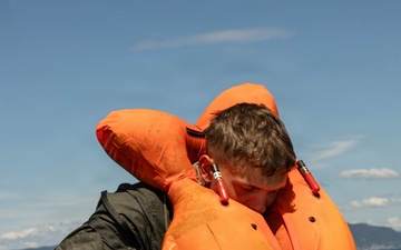 U.S. Marines, JMSDF Sailors reinforce maritime readiness during Rescue Flag 26-1