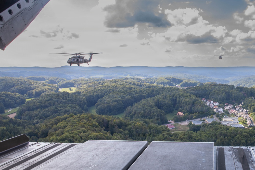 12th Combat Aviation Brigade conducts air assault training in Germany