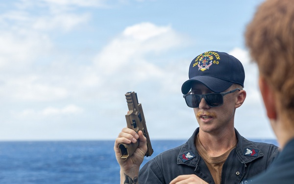 USS Mustin conducts weapons familiarization course