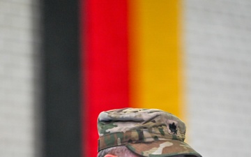 AFN Bavaria - Photo Coverage: Vilseck Army Health Clinic Assumption of Command