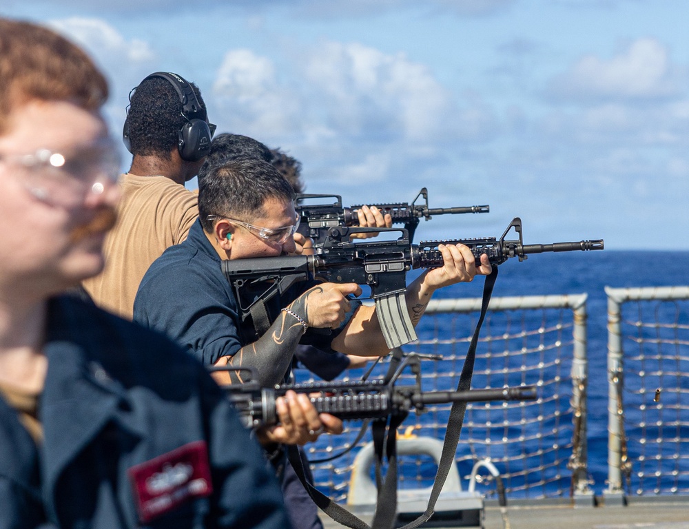 USS Mustin conducts live-fire exercise