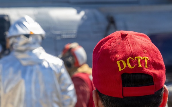 USS Mustin conducts integrated training team drill