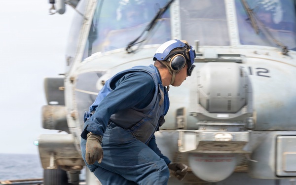 Milius conducts flight quarters