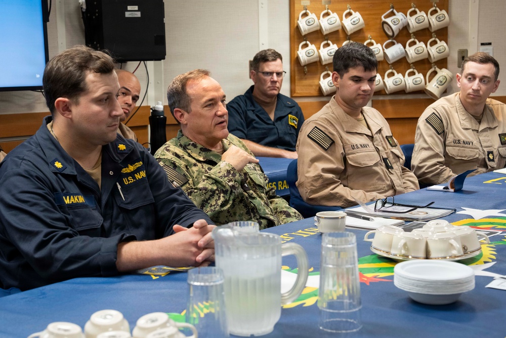Commander, Navy Personnel Command visits USS Ralph Johnson
