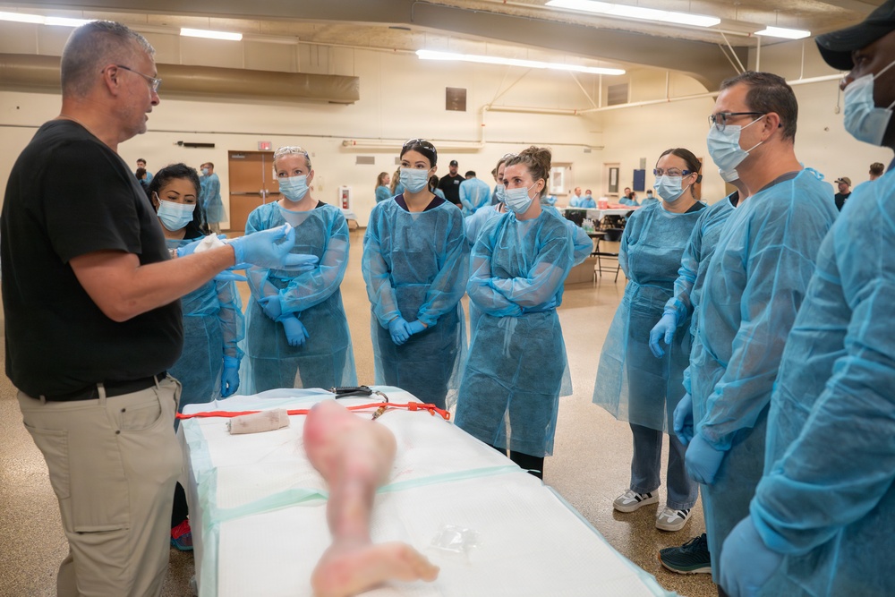 124th Medical Group sharpens trauma skills during advanced training in Hawaii