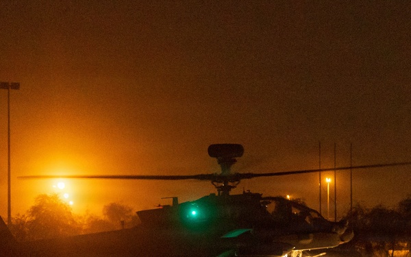 11th MEU Marines Conduct FARP Operations with 82nd CAB