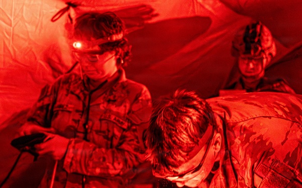 2-4 FAR Soldiers Conduct Nighttime Casualty Care Validation
