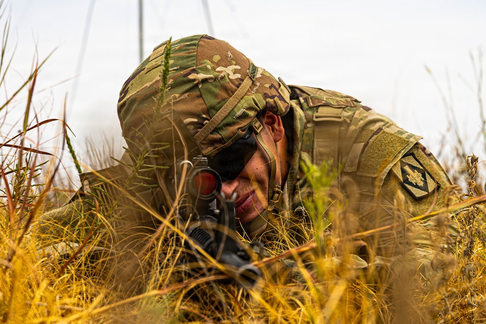 2-4 FA Soldier Pulls Security During Live-Fire Exercise