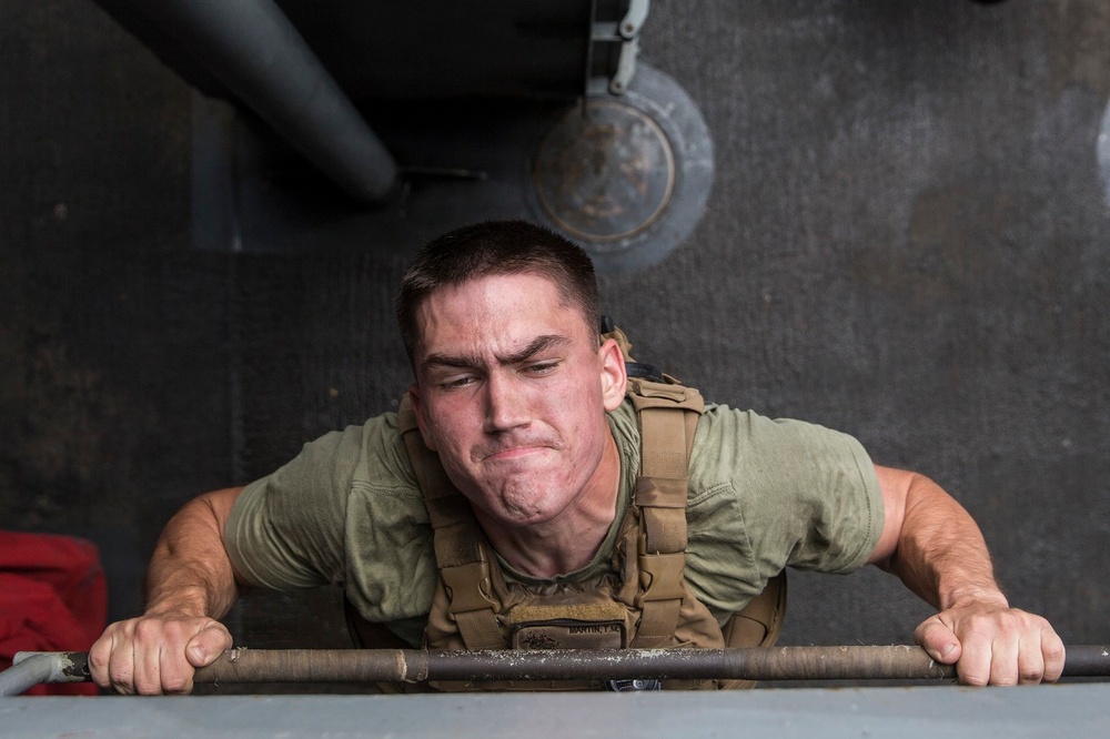 15th MEU Marines pay tribute on Memorial Day