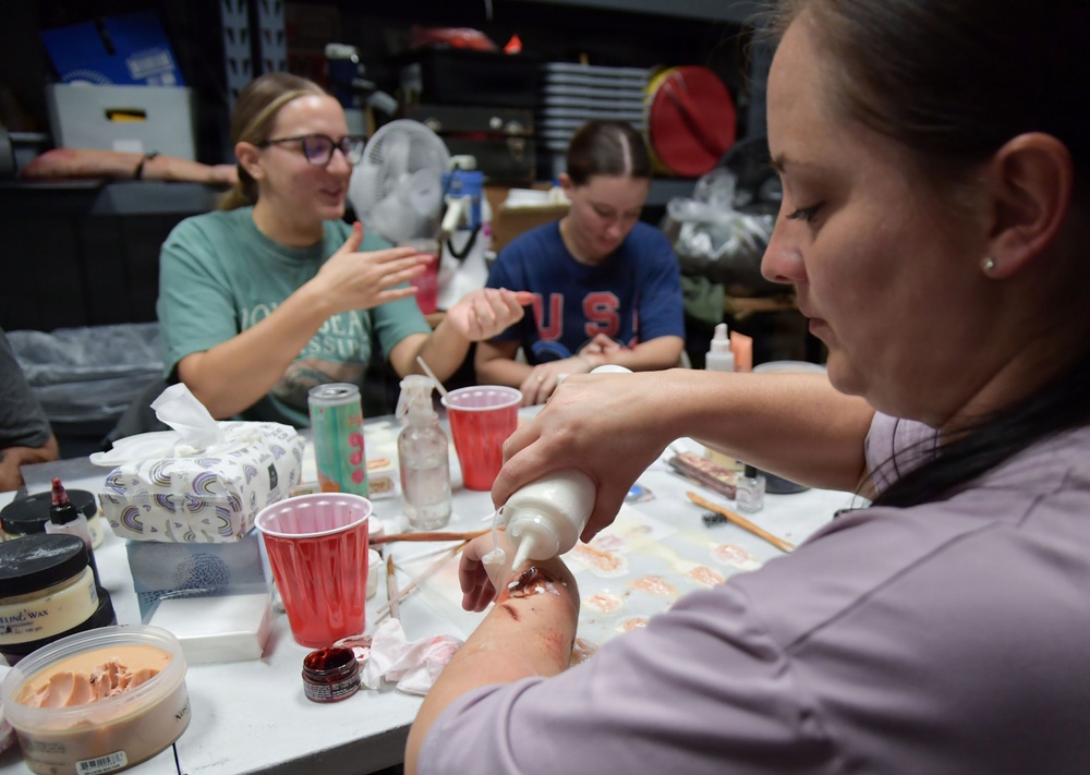 Moulage training prepares volunteers for upcoming exercise