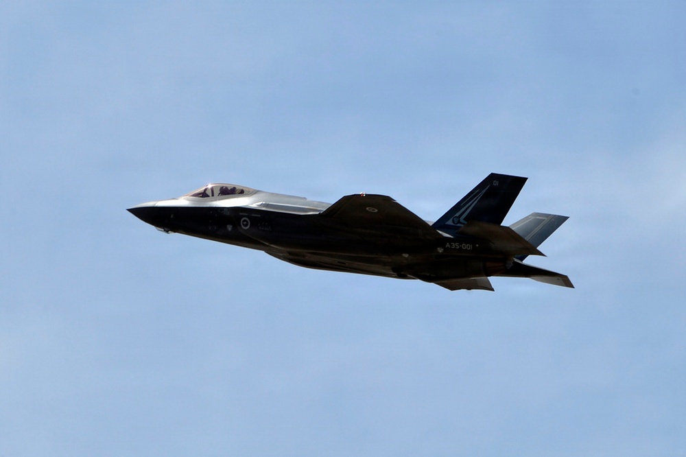 Australian Air Force pilot flies first F-35 sortie