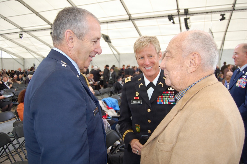 Honoring Dachau victims and survivors