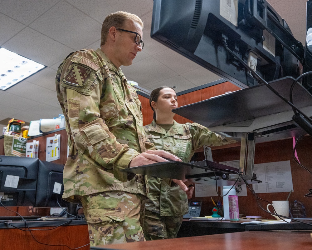 Undercover Col: Comptroller Flight