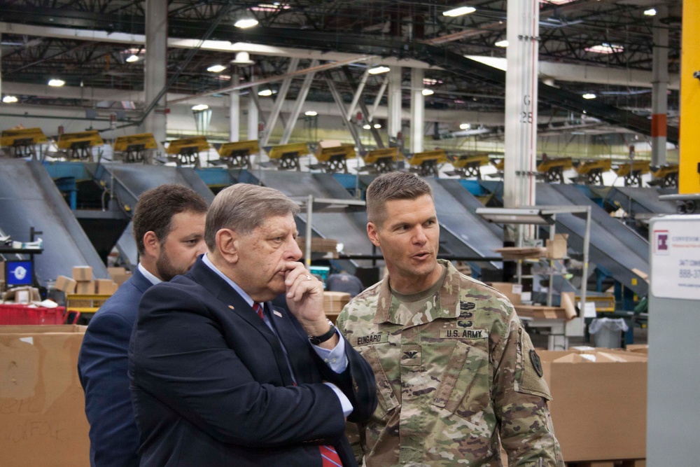 Senator Vulakovich visits midstate military installation