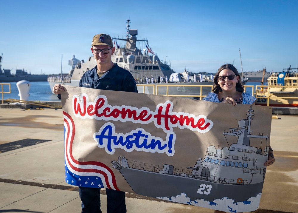 USS Cooperstown (LCS 23) Returns to Naval Station Mayport from Deployment