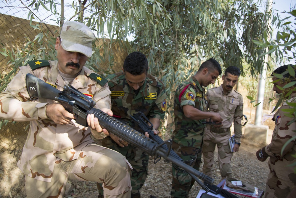 Iraqi Security Forces Train in Weapons Assembly