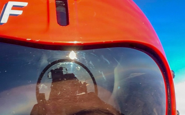 WFISD teacher Pepper flies with Thunderbirds