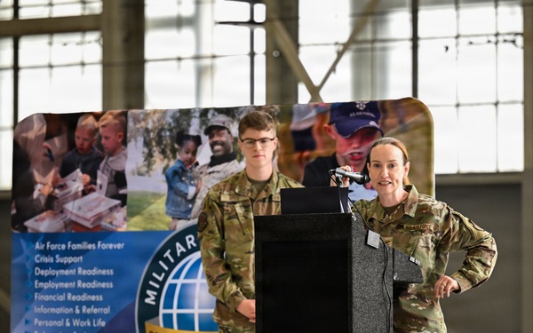 445th AW showcases C-17 during kids’ 'deployment' event