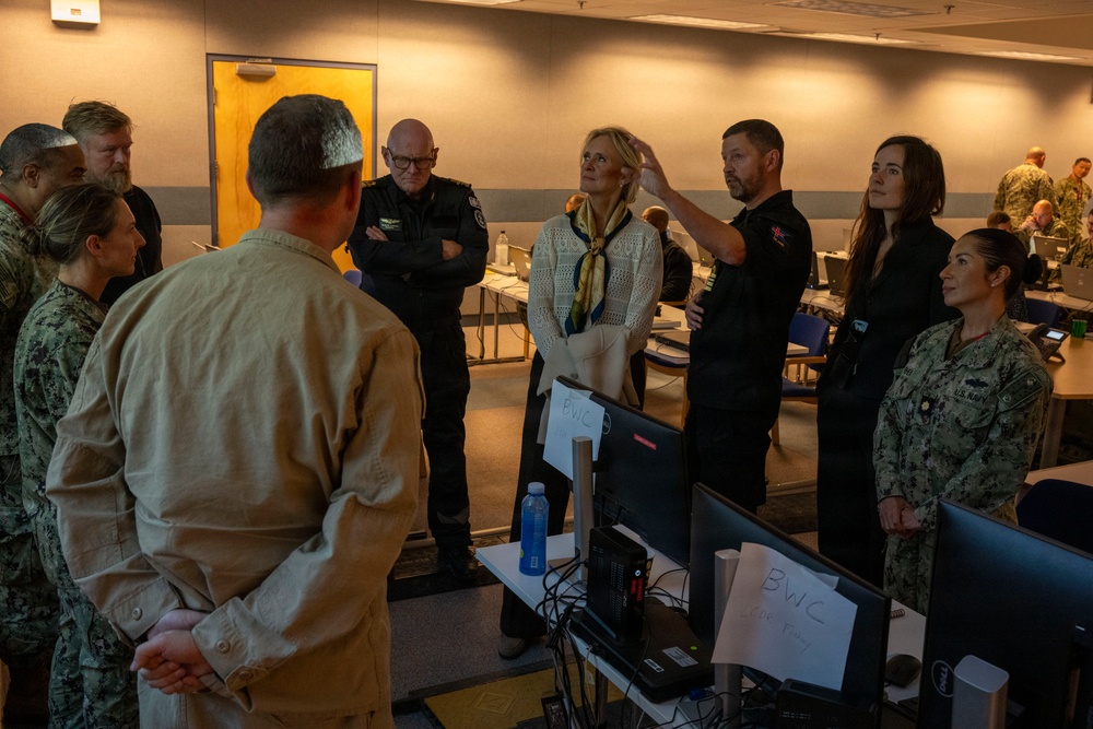Iceland Minister of Foreign Affairs Visits Northern Viking Planners