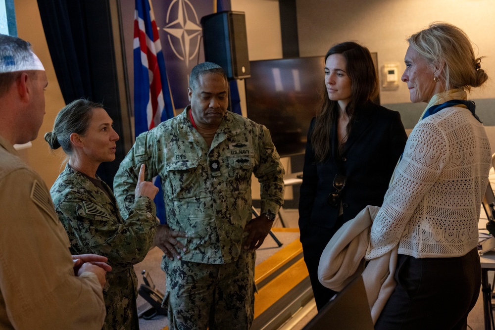 Iceland Minister of Foreign Affairs Visits Northern Viking Planners