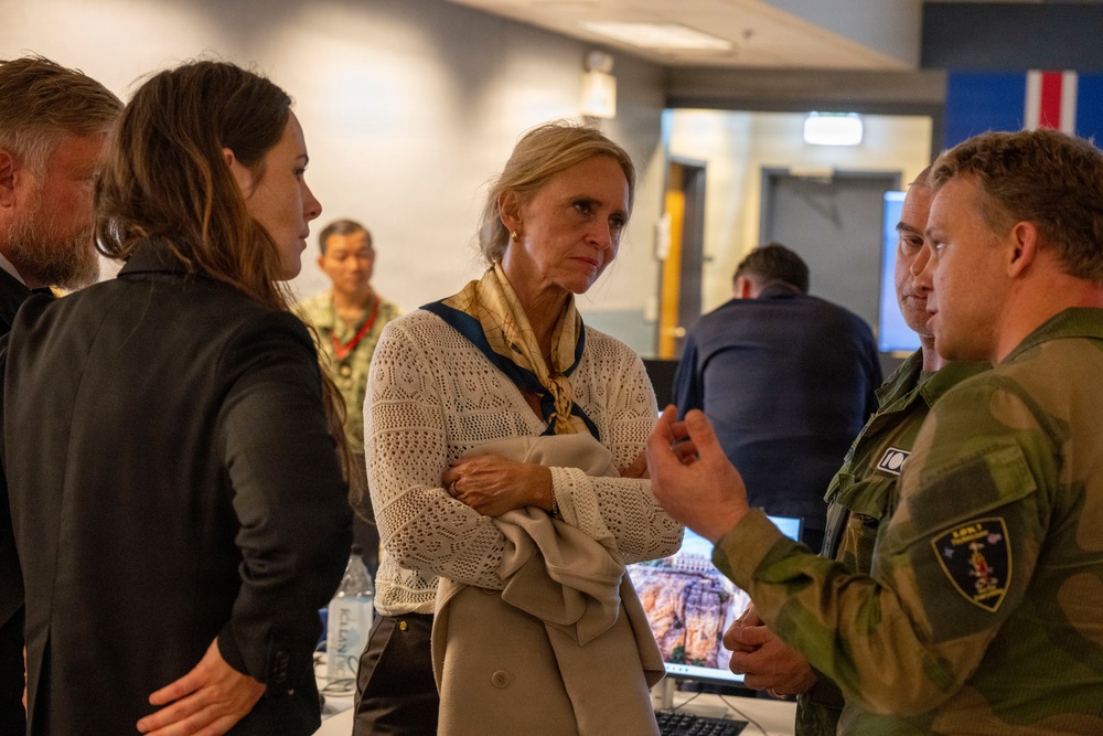 Iceland Minister of Foreign Affairs Visits Northern Viking Planners