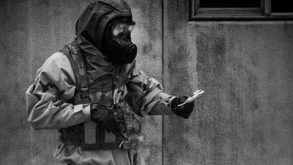 EOD Technicians Conduct a CBR Drill