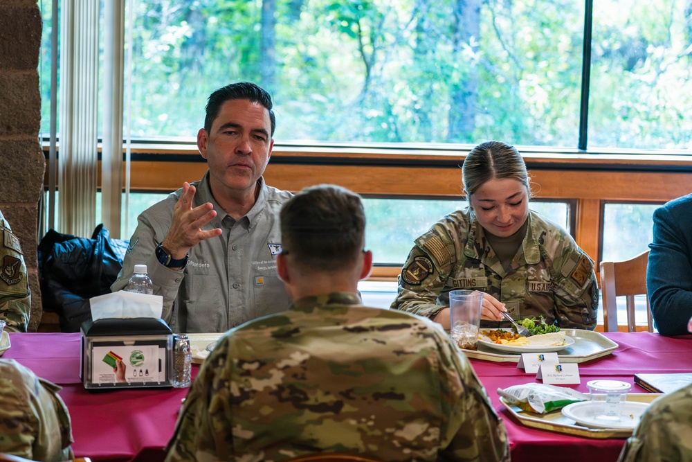 Assistant SAF/IE visits JBER