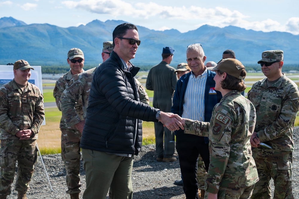 Assistant SAF/IE visits JBER