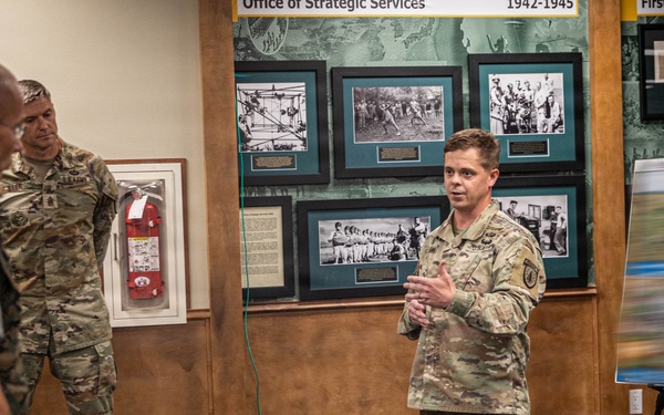 Pacific Command Visits 1st SFG(A)