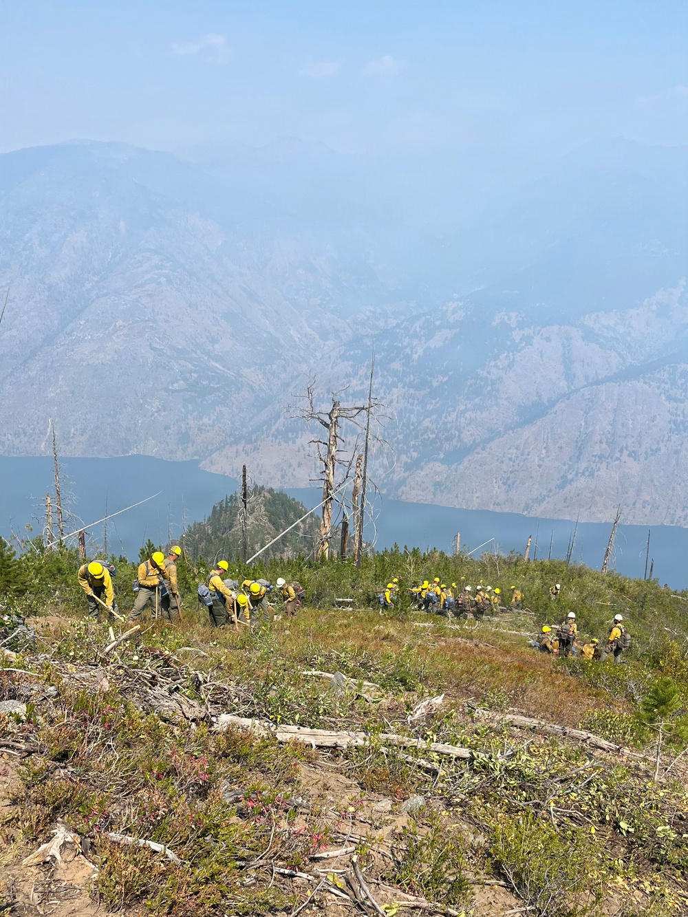Active-duty Soldiers on the Little Giant Fire