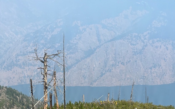 Active-duty Soldiers on the Little Giant Fire