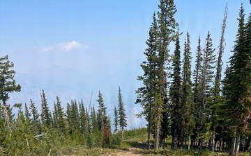 Active-duty Soldiers on the Little Giant Fire