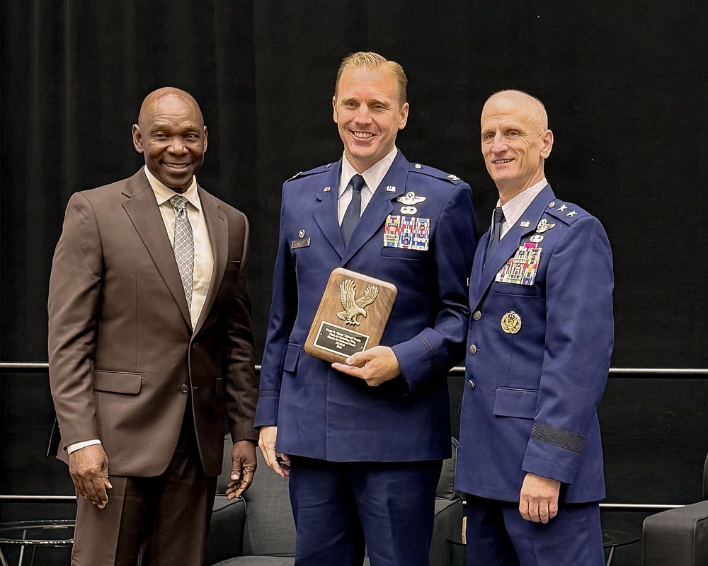 'Discipline, Sacrifice, Teamwork': 126th ARW Earns Metcalf Trophy