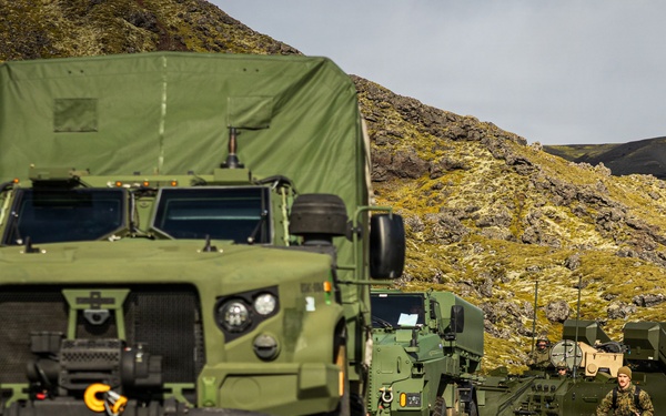 U.S., Norwegian Forces Displace Combined Air Defense and Missile Systems in Jan Mayen